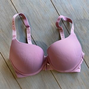 Victoria’s Secret T-Shirt Push Up Bra